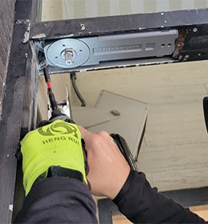 Door Closer Repair NYC 11 Types of door closers: surface-mounted, floor, and concealed closers available in NYC